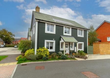 Nugent Close, Church Crookham, GU52