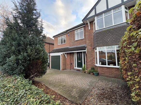 Front of House 3.jpeg