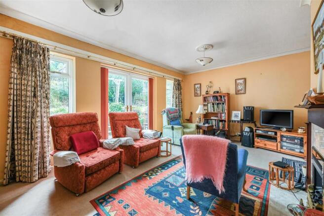 3 CLIFTON RISE (8).jpg