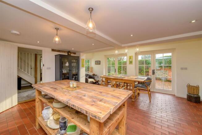 Milton Cottage - Internal (7 of 19).jpg