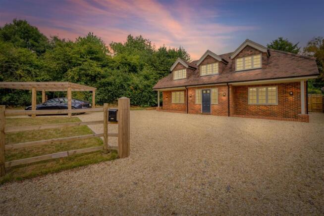 Beville External Shoot (43 of 87).jpg