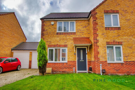 Mizzen Road, Clowne, Chesterfield, Derbyshire, S43