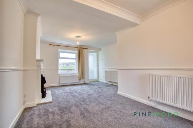 Lounge / Dining Room