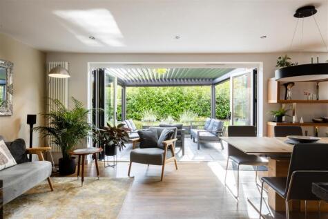 Whitemans Green, Cuckfield