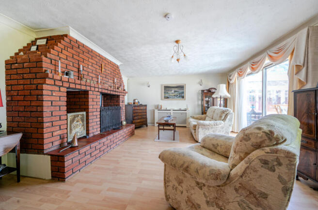 7-68224752bdc7a-1...