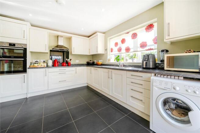 Kitchen/Breakfast Rm