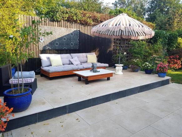 Patio 3.jpg