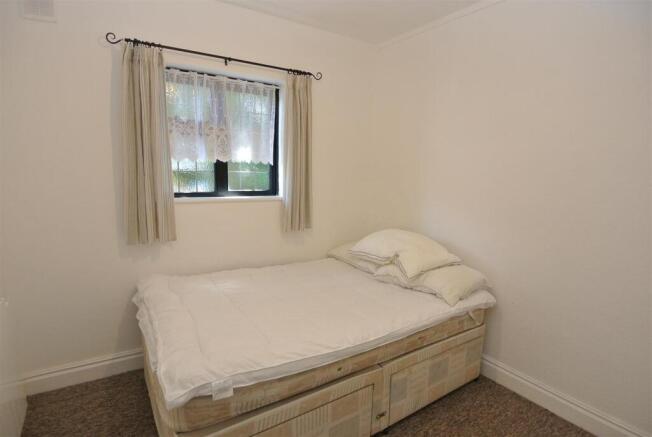 Bedroom.JPG