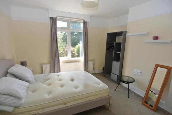 Bedroom 2.JPG