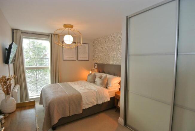 Bedroom 1.JPG