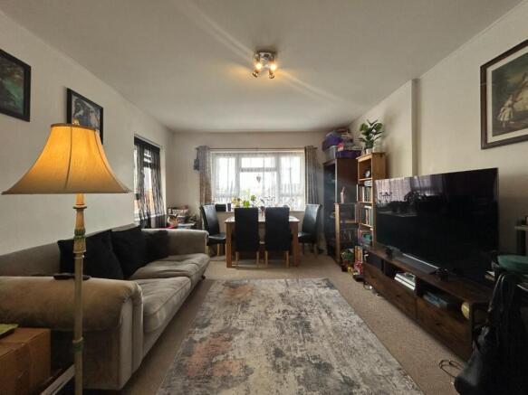 Living Room 1.jpeg