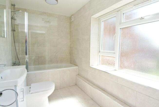 CR Bathroom,.jpg