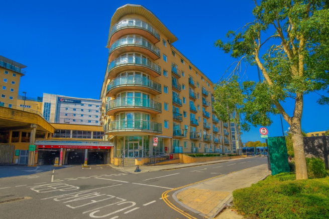 ChatGPT Image Sep 16, 2025, 12_52_06 PM.png