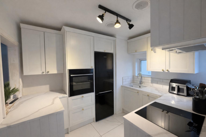 ChatGPT Image Jan 9, 2026, 03_19_28 PM.png