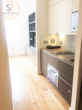 5.Kitchen.JPG