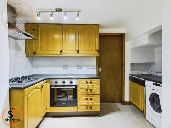 f81e4b0f-CAM03524G0-PR0056-STILL009