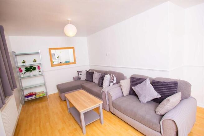 lounge-2.jpg