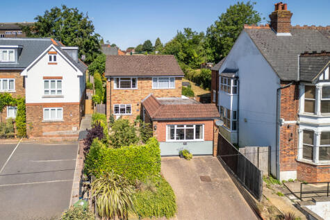 Amersham Road, High Wycombe, Buckinghamshire, HP13