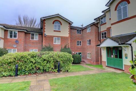 Alexandra Park, Queen Alexandra Road, High Wycombe, Buckinghamshire, HP11