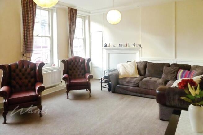 high street lounge