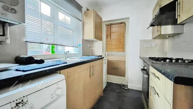 luton kitchen