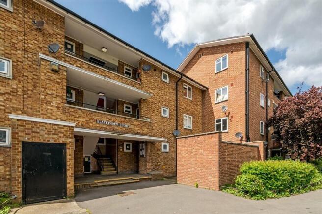 blackthorn court