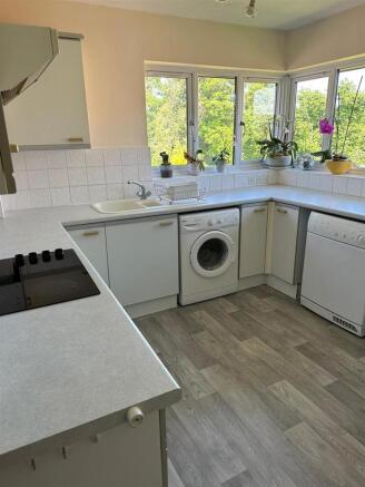 4 Osborne House kitchen 1.jpg