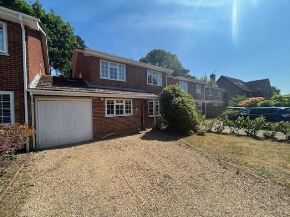 13 Cambrian Close front.jpg