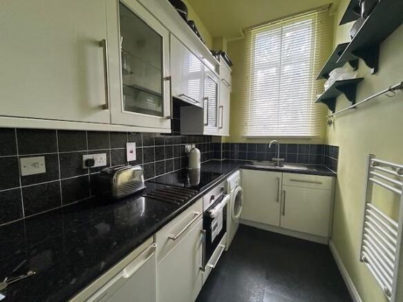 1 North MindenHouse kitchen.jpg