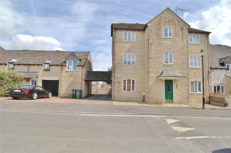 Stroud - 1 bedroom apartment for sale