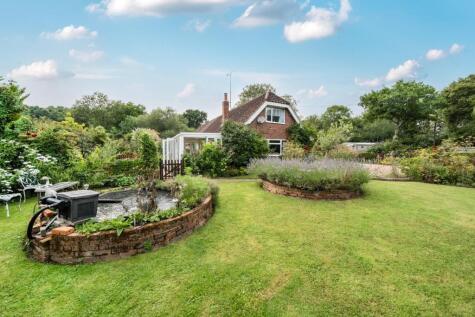 Stone Cross Road, Bilsington, Ashford TN25 7JL