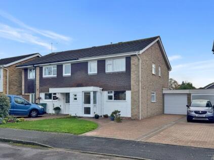 Chequers Park, Wye TN25