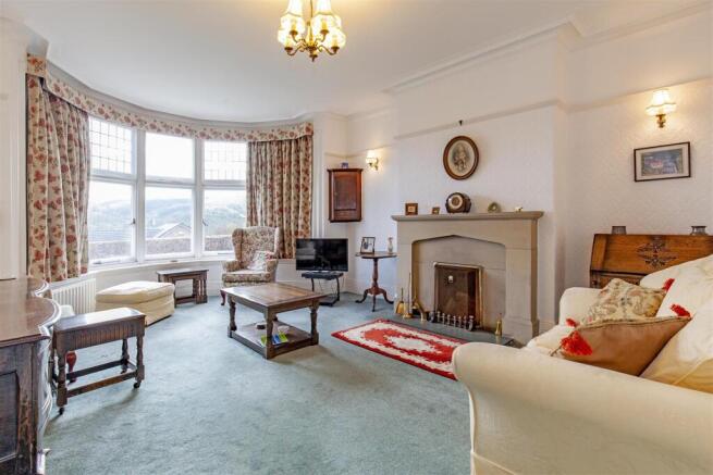 Reception Room-1.jpg