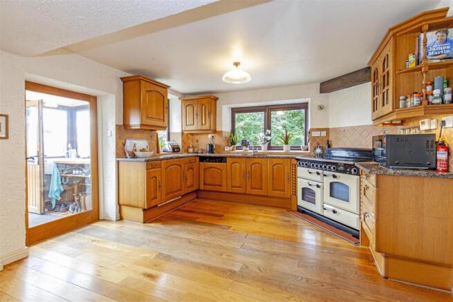 Kitchen-3.jpg