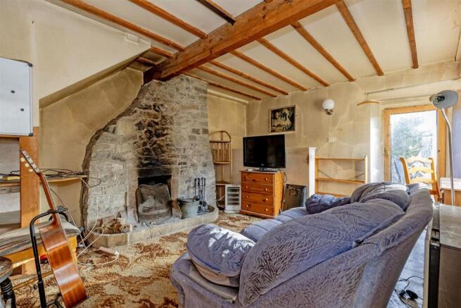 Reception Room-2.jpg