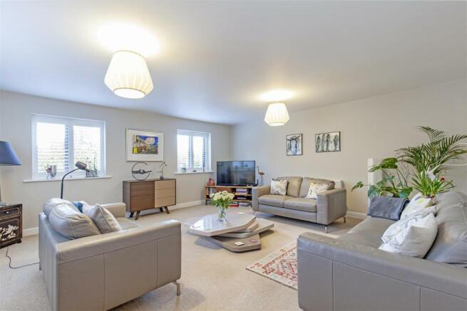 Reception Room-1.jpg
