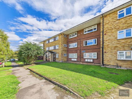 Longcroft Road, Maple Cross, Rickmansworth, WD3 9TT