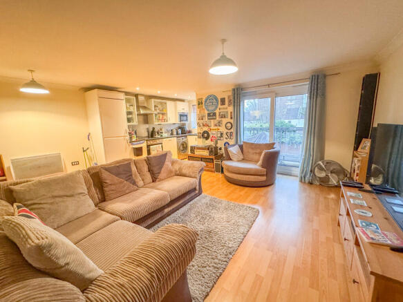 lounge 1