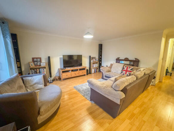 lounge 2