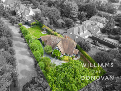 Hall Road, Rochford, SS4 1