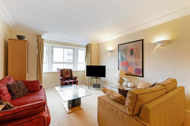 98934_Flat 609 Regent Court 29A Wrights Lane (5)_l