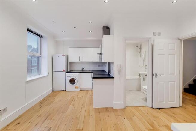 4_Kitchen Reception-1.jpg