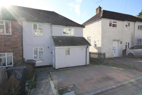 Wealden Close, Crowborough