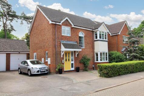 Oaktree Close, Letchworth Garden City, SG6