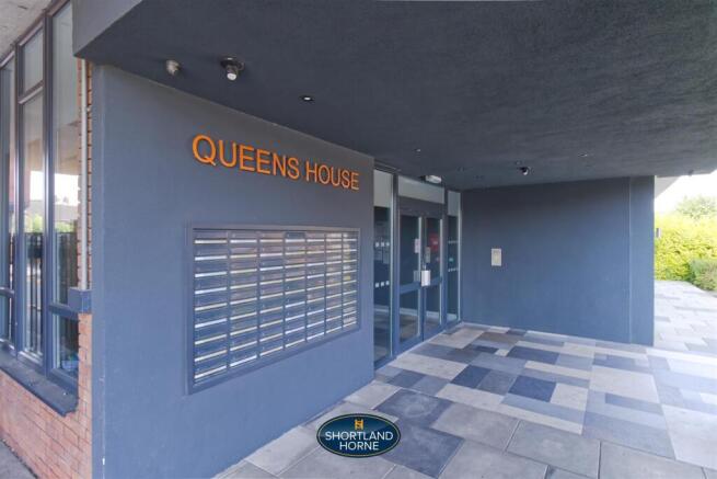 QUEENS HOUSE DOORS.jpg