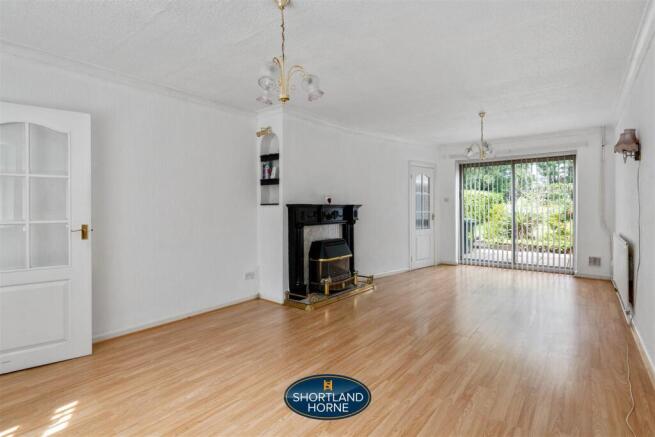 260 Sir Henry Parks Road WM (8 of 21).jpg