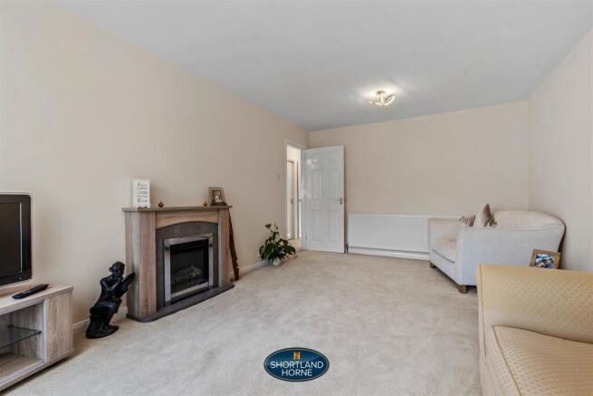 45 Lonscale Drive (3 of 30).jpg