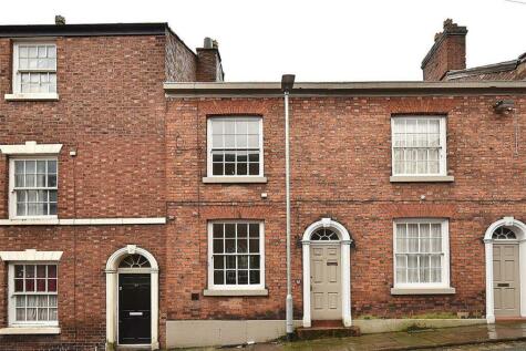 Macclesfield - 2 bedroom house for sale