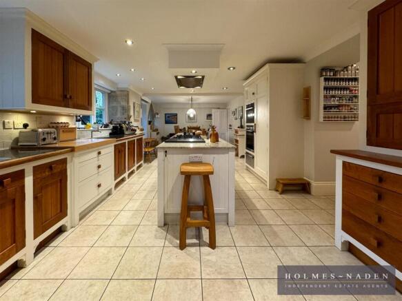 Kitchen Dining Room.jpg