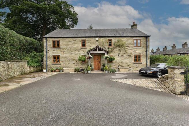 PARKING FOR FIVE/SIX MOTOR VEHICLES